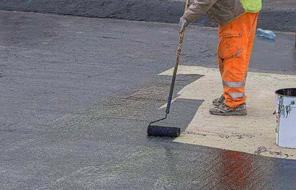 Chống thấm sân thượng bằng nhựa đường