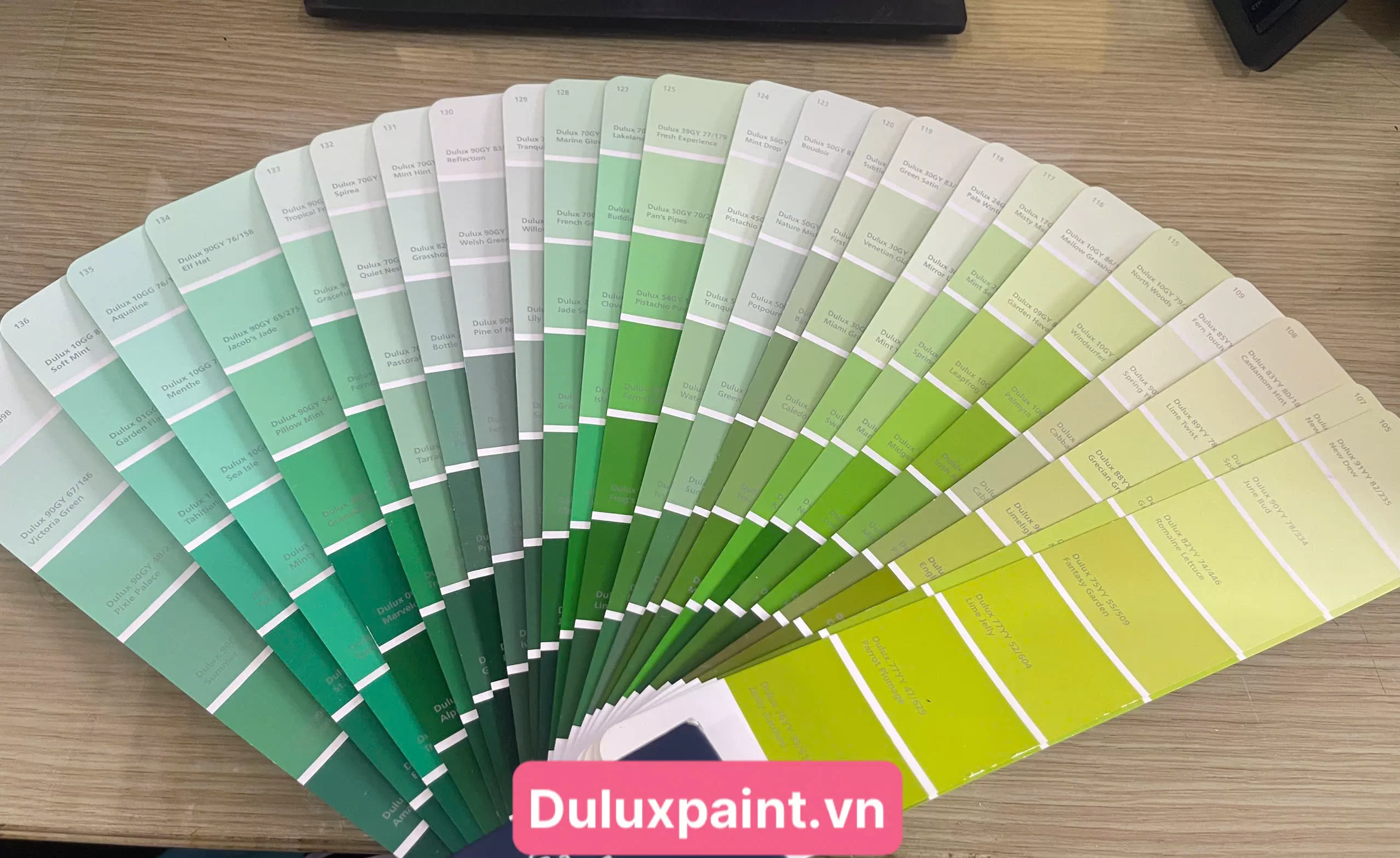 Mã màu xanh mint Dulux