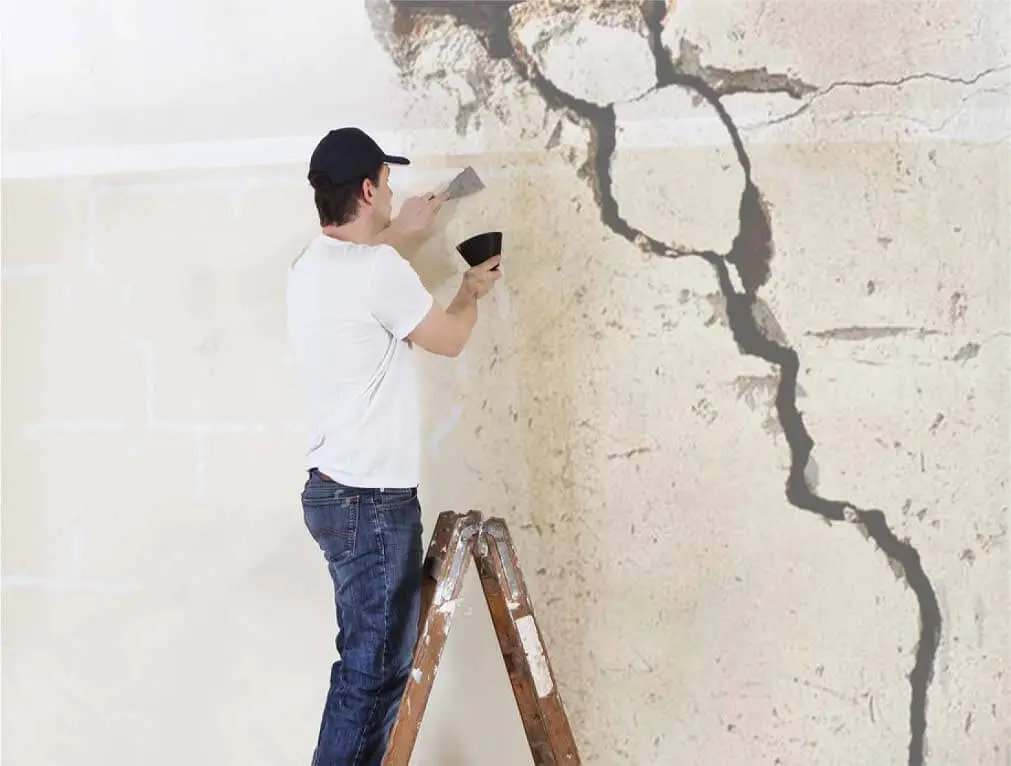 Xử lý các vết nứt