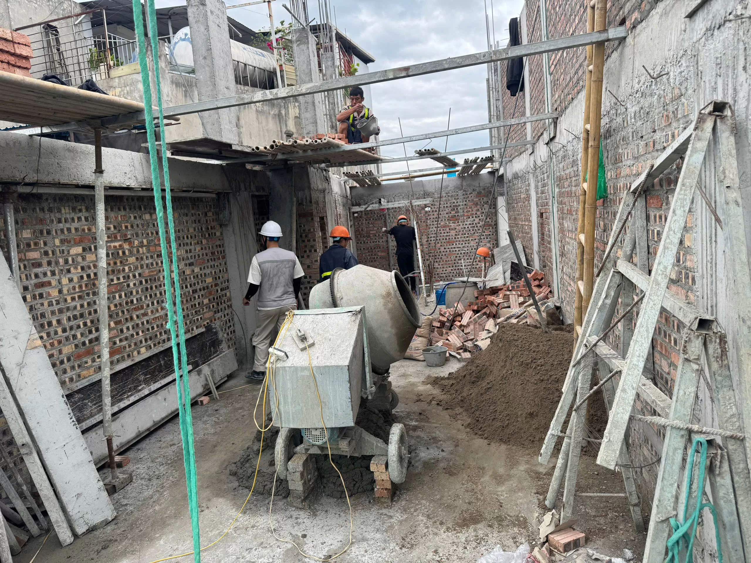 Cách tính khối lượng sơn nhà đơn giản